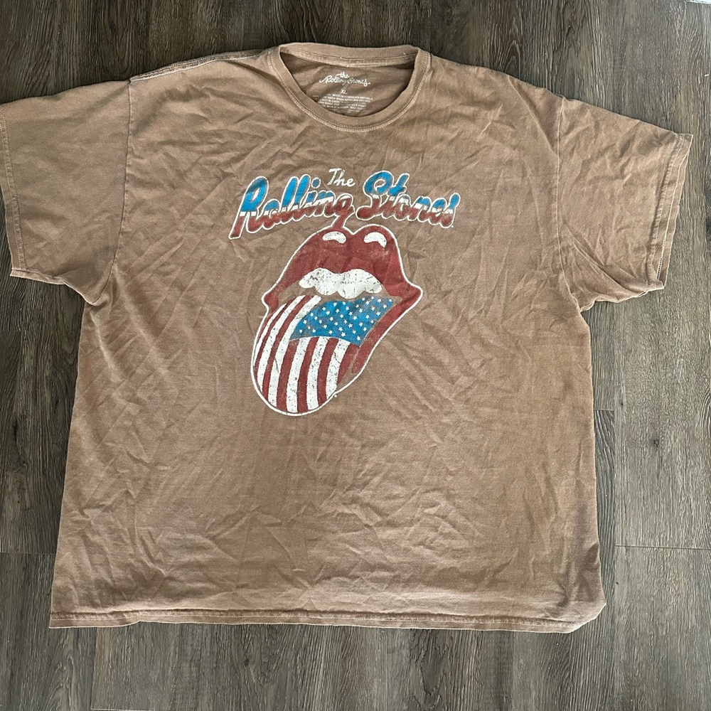 Rolling Stones tee shirt